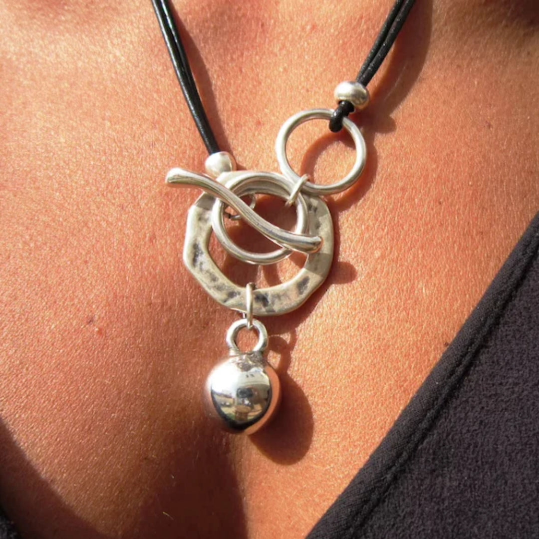Timeless Silver Elegance Necklace