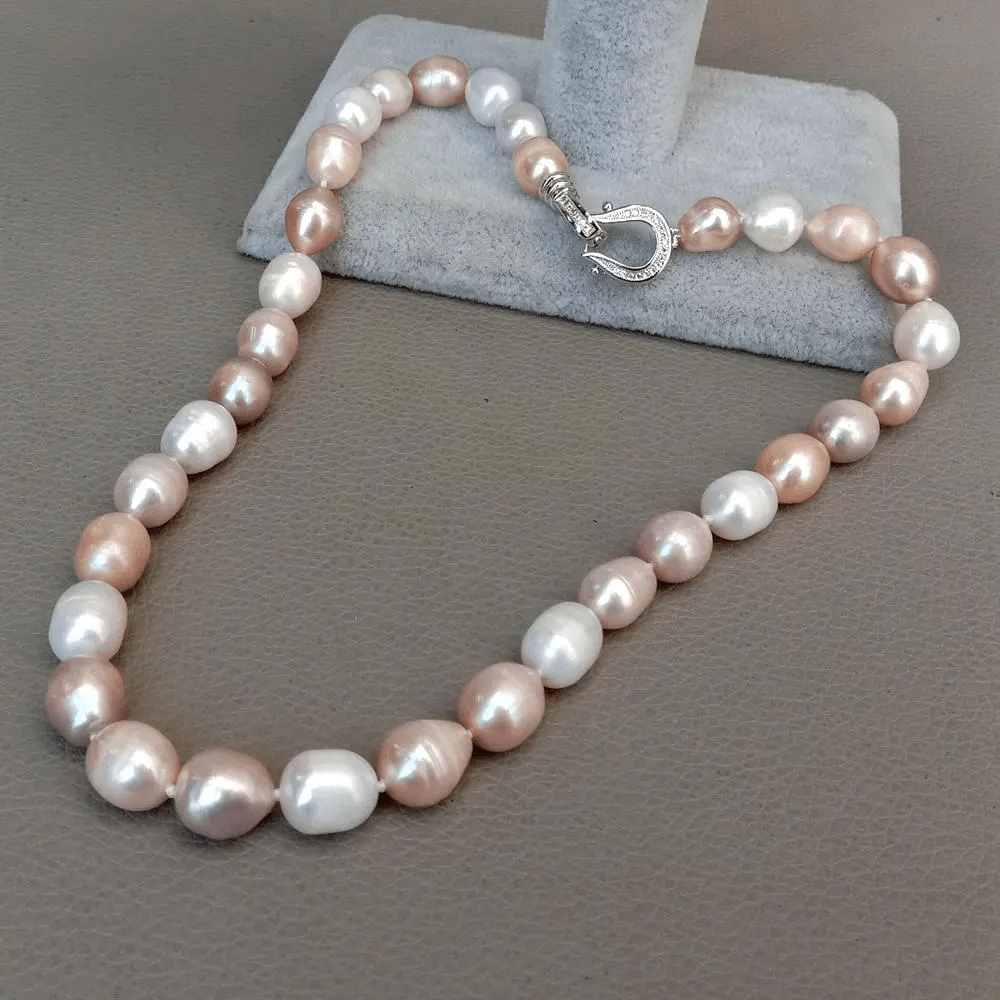 Karla - Colorful Pearl Necklace